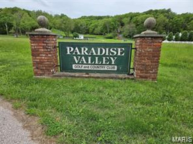 817 Wildflower Valley Drive, High Ridge, MO 63049