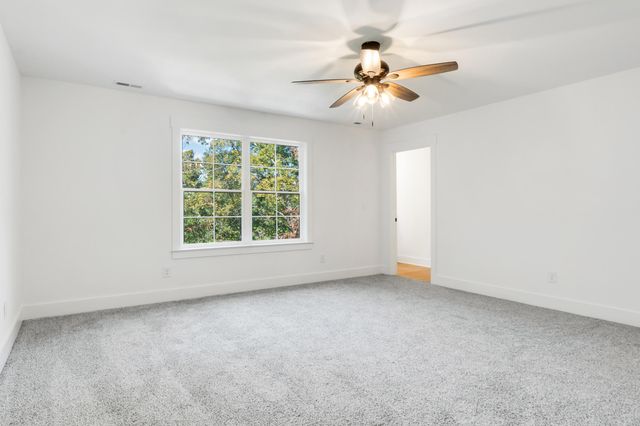 3561 Knollwood Hill Drive, Chattanooga, TN 37415