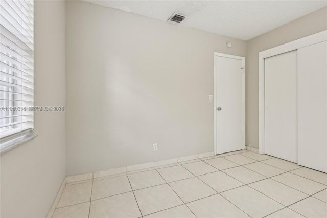 1531 N 17th Ave N, Lake Worth, FL 33460