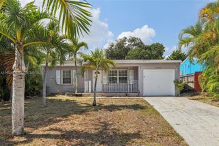 1531 N 17th Ave N, Lake Worth, FL 33460