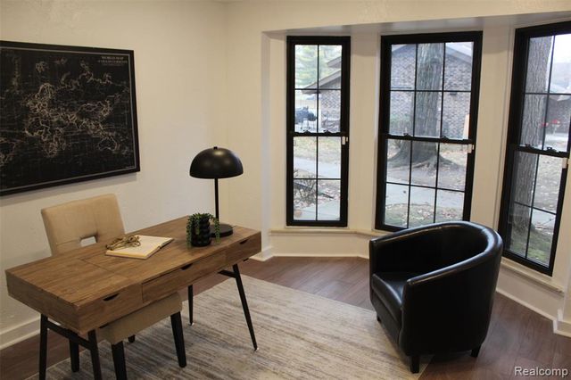 25179 Greenbrooke Drive, Southfield, MI 48033