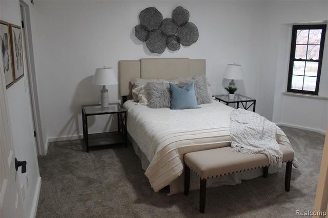 25179 Greenbrooke Drive, Southfield, MI 48033