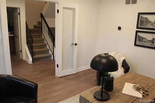 25179 Greenbrooke Drive, Southfield, MI 48033