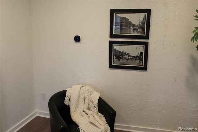 25179 Greenbrooke Drive, Southfield, MI 48033