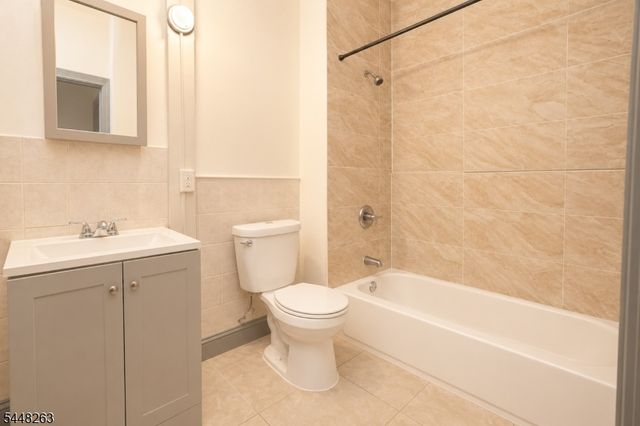 173 3Rd St, Newark City, NJ 07107