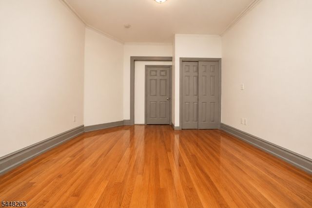 173 3Rd St, Newark City, NJ 07107