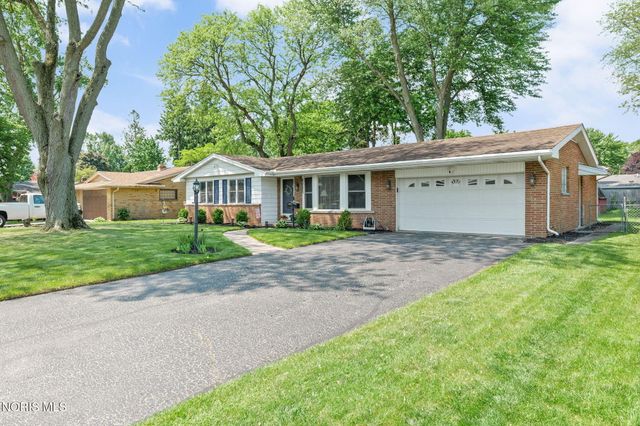 4121 Garden Estates Drive, Toledo, OH 43623