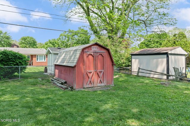 4121 Garden Estates Drive, Toledo, OH 43623