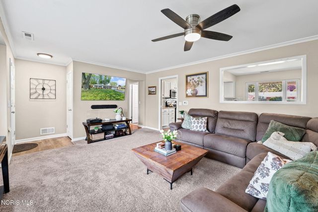 4121 Garden Estates Drive, Toledo, OH 43623