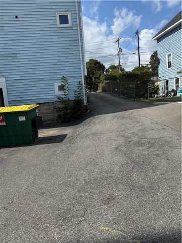 804 Park Avenue, Woonsocket, RI 02895