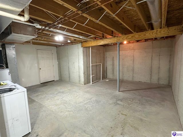 11 Bear Oak Court, Cecilia, KY 42724