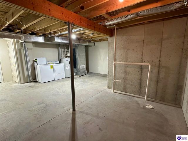 11 Bear Oak Court, Cecilia, KY 42724