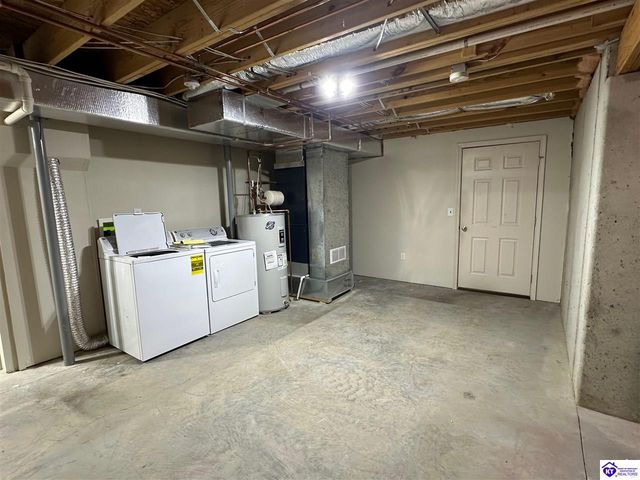 11 Bear Oak Court, Cecilia, KY 42724