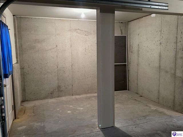 11 Bear Oak Court, Cecilia, KY 42724