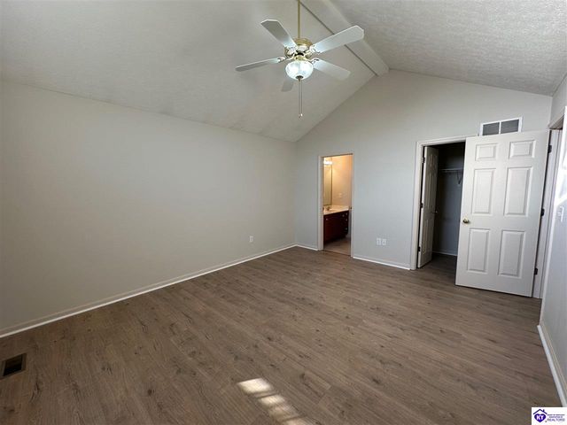 11 Bear Oak Court, Cecilia, KY 42724