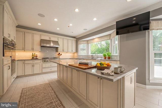 6603 BABAK DR, Frederick, MD 21702