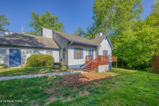 8013 Middlebrook Pike, Knoxville, TN 37909