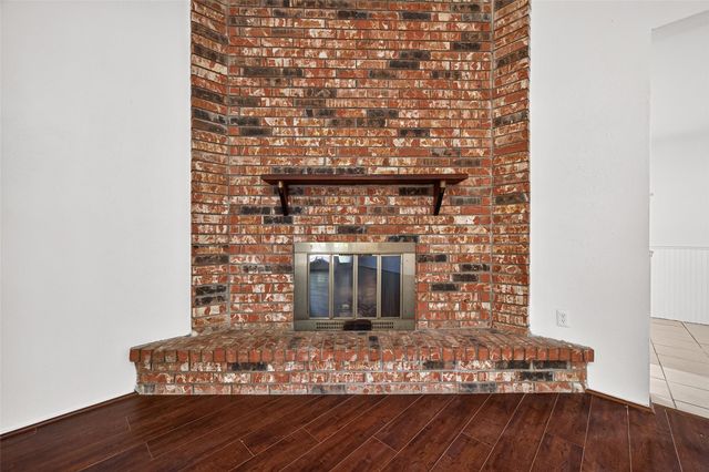 415 Lee Drive, Richmond, TX 77469