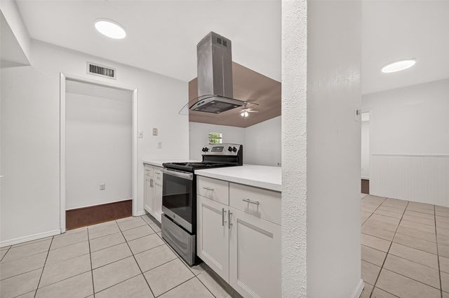 415 Lee Drive, Richmond, TX 77469