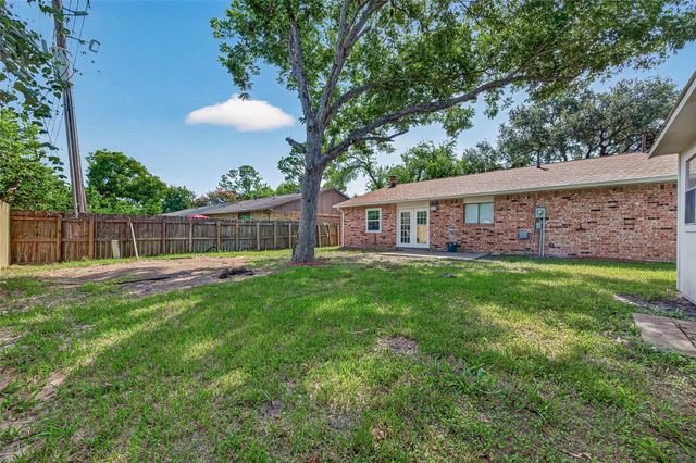 415 Lee Drive, Richmond, TX 77469