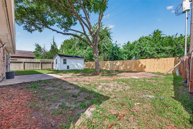 415 Lee Drive, Richmond, TX 77469