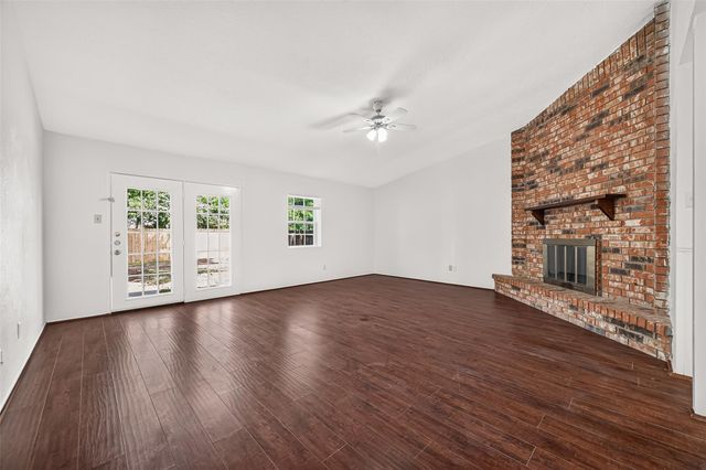 415 Lee Drive, Richmond, TX 77469