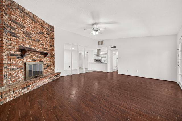 415 Lee Drive, Richmond, TX 77469