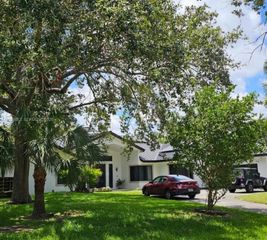 13324 SW 106th Ave, Miami, FL 33176