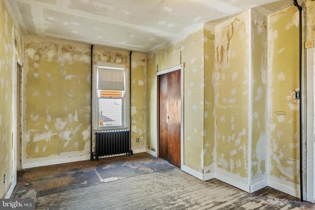 319 TAYLOR ST, Riverside, NJ 08075