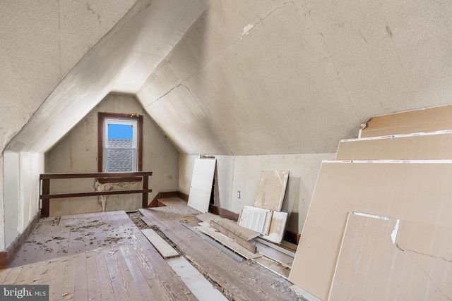 319 TAYLOR ST, Riverside, NJ 08075