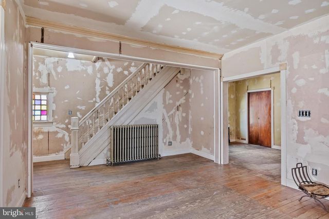 319 TAYLOR ST, Riverside, NJ 08075