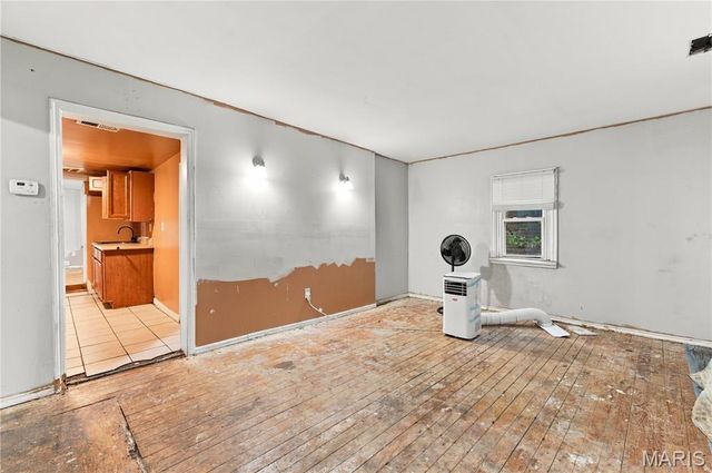 10320 Baron Drive, St Louis, MO 63136