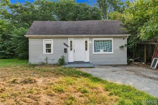 10320 Baron Drive, St Louis, MO 63136