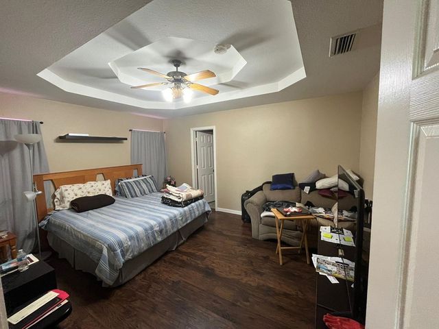 747 E 6th Street, Krum, TX 76249
