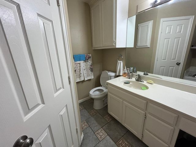 747 E 6th Street, Krum, TX 76249