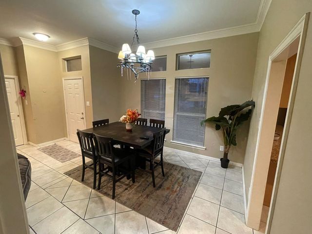 747 E 6th Street, Krum, TX 76249
