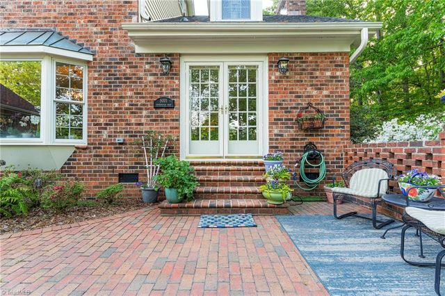 5001 Edinborough Road, Greensboro, NC 27406