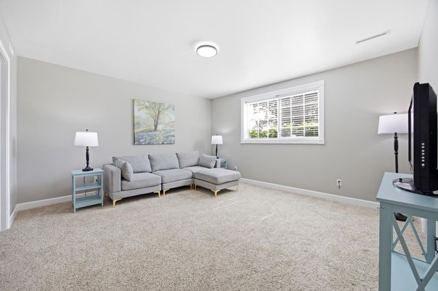 3455 39th Street S, Moorhead, MN 56560
