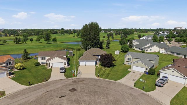 3455 39th Street S, Moorhead, MN 56560