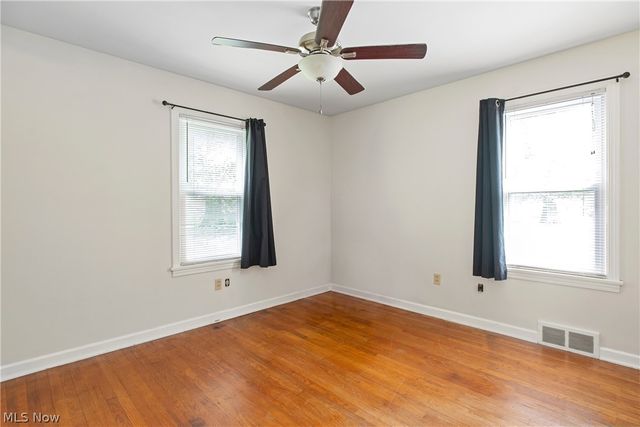5625 Tippecanoe Road, Canfield, OH 44406