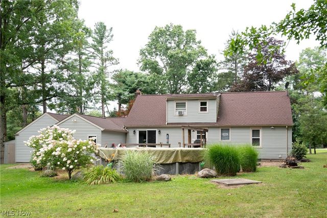 5625 Tippecanoe Road, Canfield, OH 44406