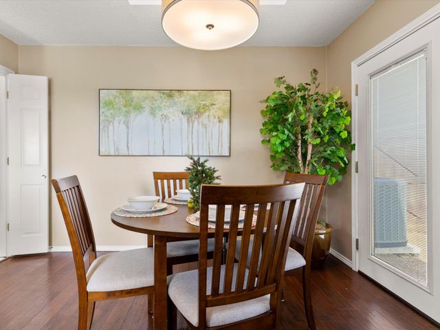 3028 Oak Valley Drive, Bedford, TX 76021