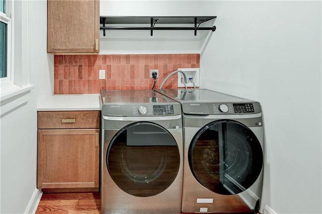 426 W 57th Street, Kansas City, MO 64113