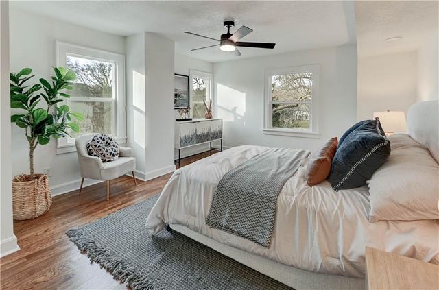 426 W 57th Street, Kansas City, MO 64113