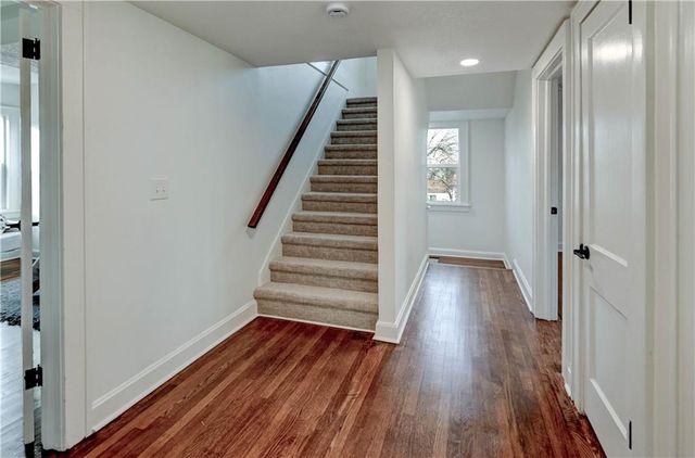 426 W 57th Street, Kansas City, MO 64113