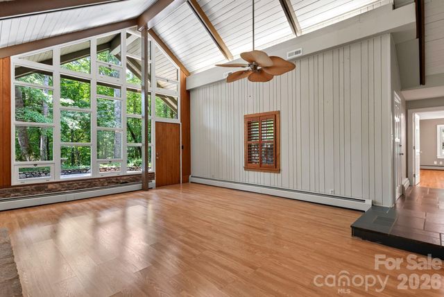 760 Glenn Bridge Road, Arden, NC 28704