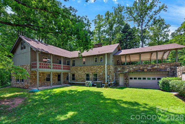760 Glenn Bridge Road, Arden, NC 28704