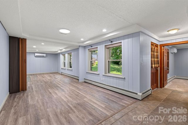 760 Glenn Bridge Road, Arden, NC 28704