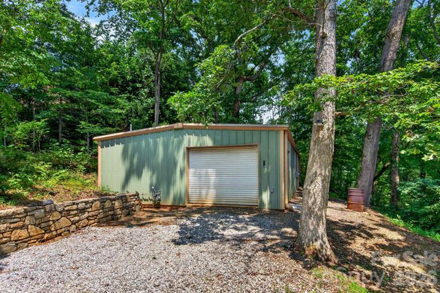 760 Glenn Bridge Road, Arden, NC 28704