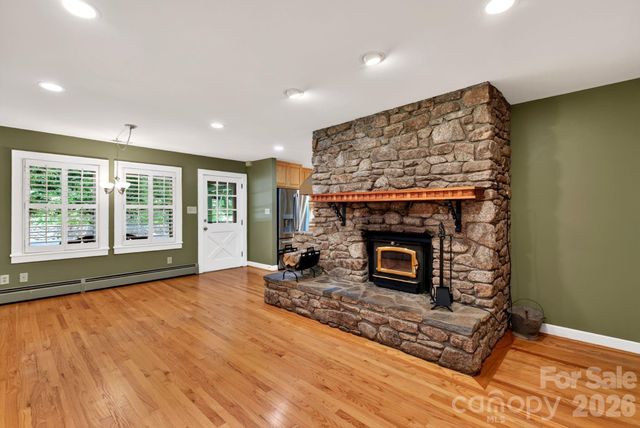 760 Glenn Bridge Road, Arden, NC 28704